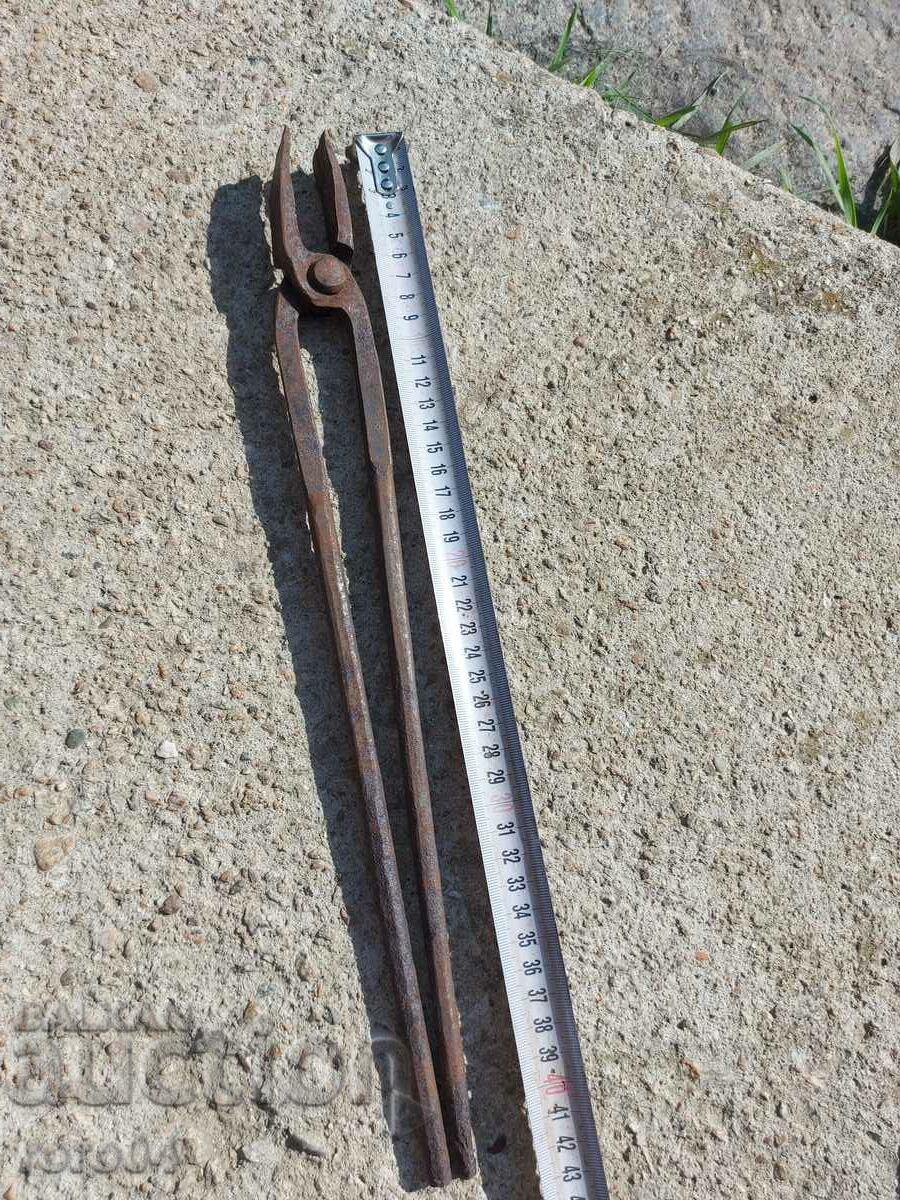 FORGES FORGED PLIERS with price 31.50 BGN | € 16.11 FORGES FORGED PLIERS with price 31.50 BGN | € 16.11