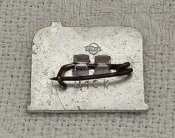 RIGA LATVIA BADGE with price 0.70 BGN | € 0.36 RIGA LATVIA BADGE with price 0.70 BGN | € 0.36