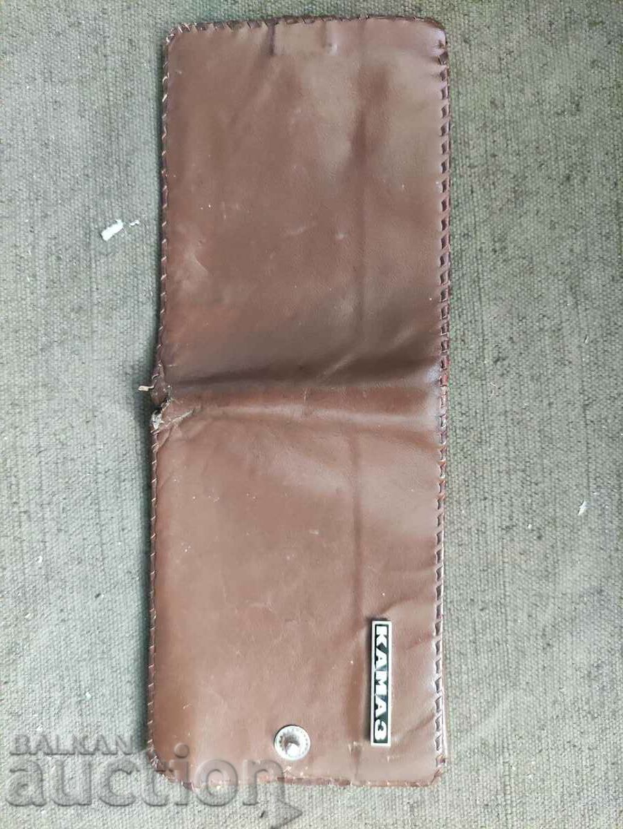 Доставка на портмоне ,портфейл Камаз Доставка на портмоне ,портфейл Камаз