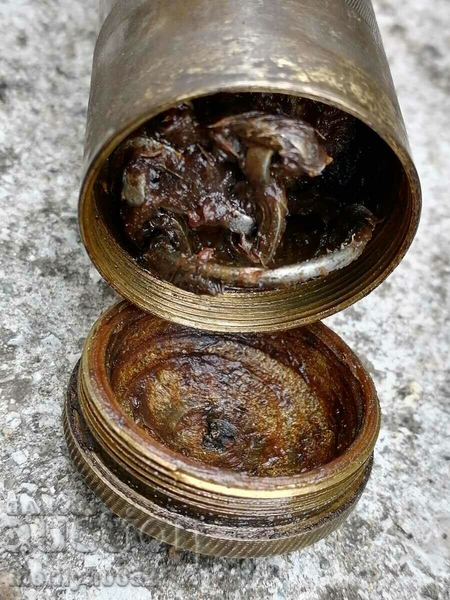 Old takalamite bronze for motorcycle greaser - 5 Old takalamite bronze for motorcycle greaser - 5