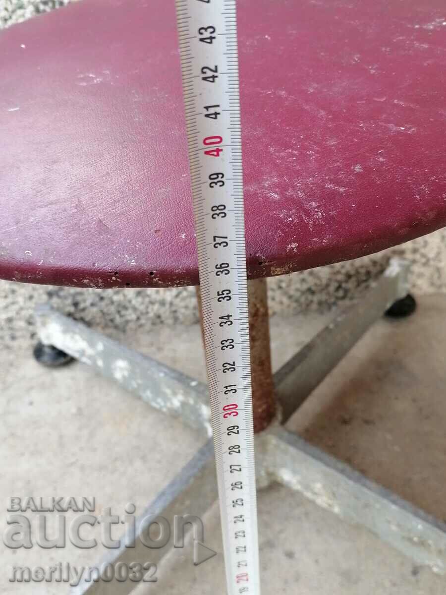 Old swivel chair, wooden 70's - 5 Old swivel chair, wooden 70's - 5