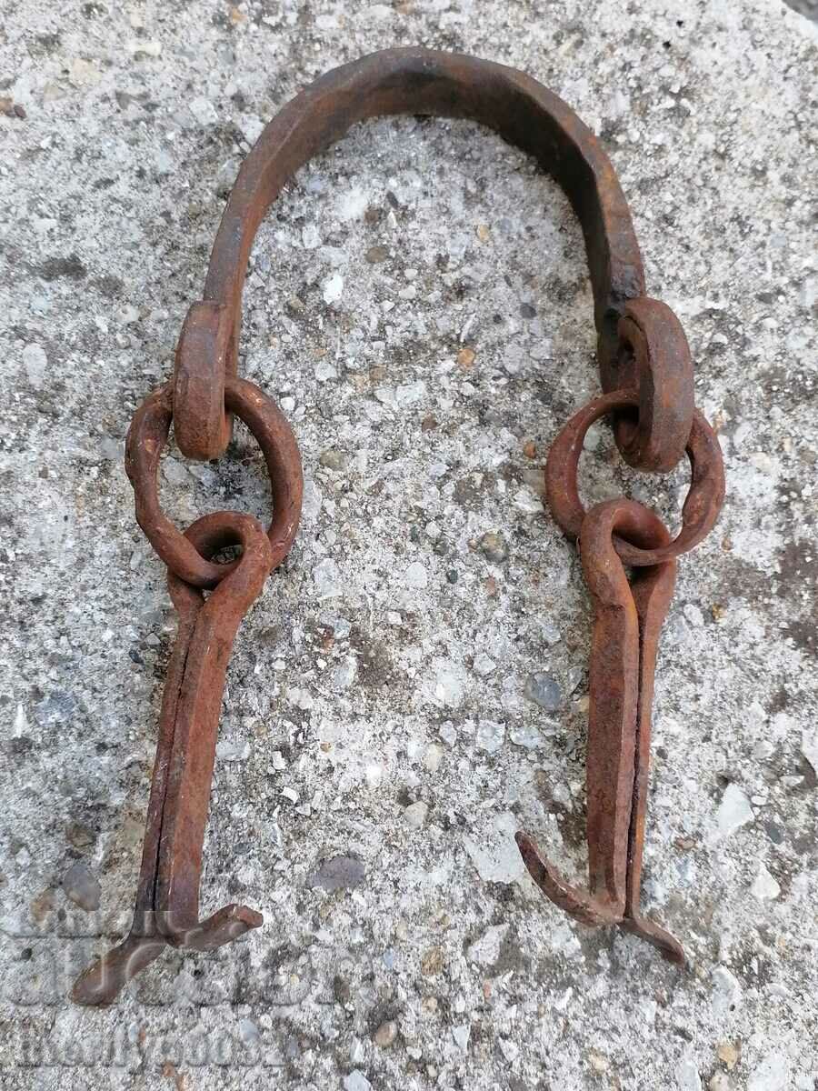 Λυγαριά λαβή επεξεργασμένου σιδήρου με τιμή 27.00 BGN | € 13.80 Λυγαριά λαβή επεξεργασμένου σιδήρου με τιμή 27.00 BGN | € 13.80