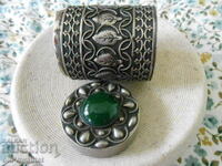 BOX, superba, cu accent verde