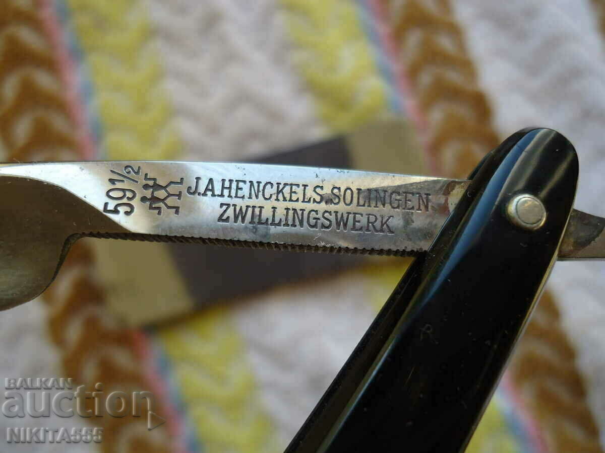 Delivery of Rare original razor J.A. Henckels 59 1/2 Delivery of Rare original razor J.A. Henckels 59 1/2