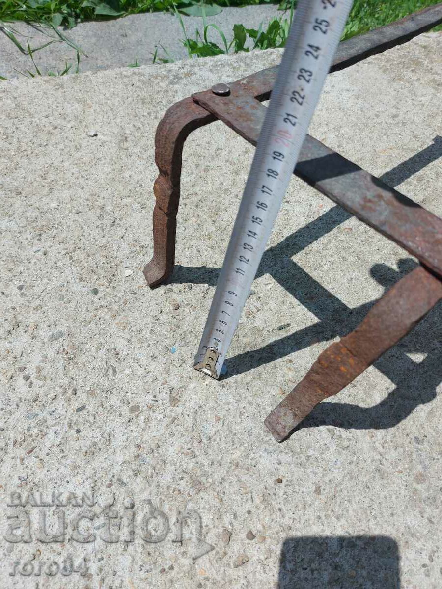 Auction STAR HANGING WAVES Auction STAR HANGING WAVES