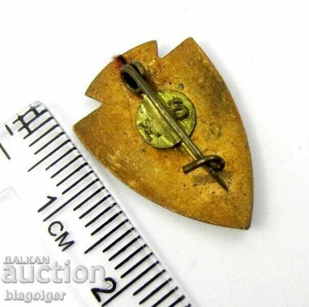 Delivery of Old badge-Football-Sports Club Bucharest-Enamel Delivery of Old badge-Football-Sports Club Bucharest-Enamel