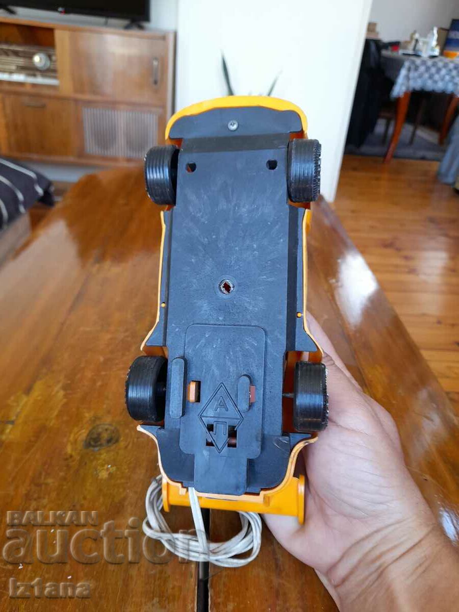 Mașină veche, cărucior - 6