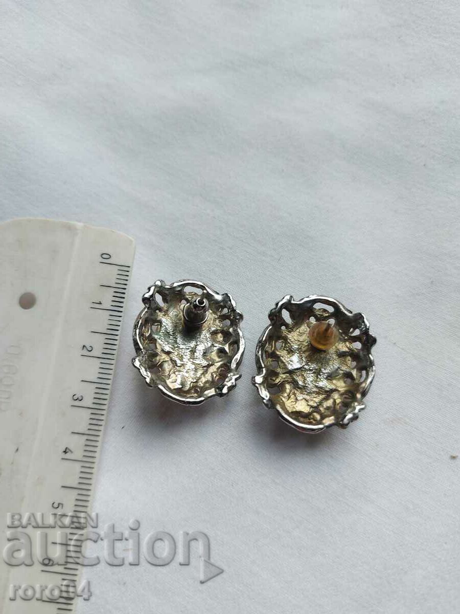 Delivery of SHORTS Delivery of SHORTS