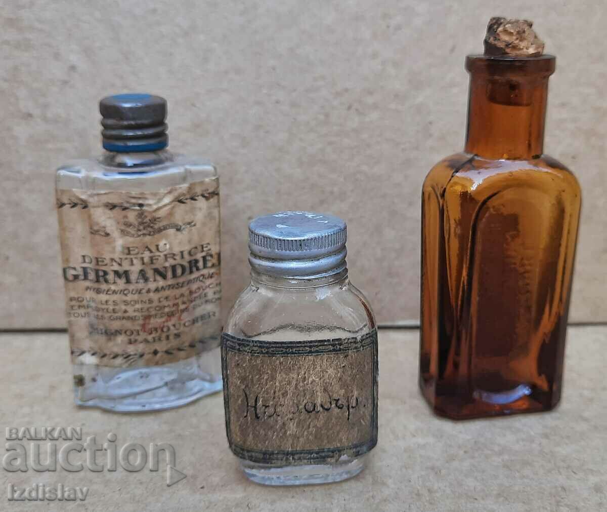 Lot of three old small bottles