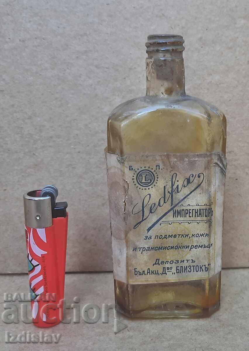 Antique bottle part of a collection with price 25.00 BGN | € 12.78 Antique bottle part of a collection with price 25.00 BGN | € 12.78