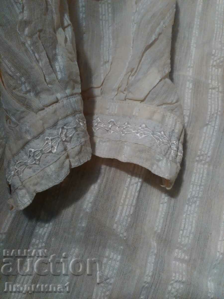 Аукцион АВТЕНТИЧНА СТАРА МЪЖКА РИЗА