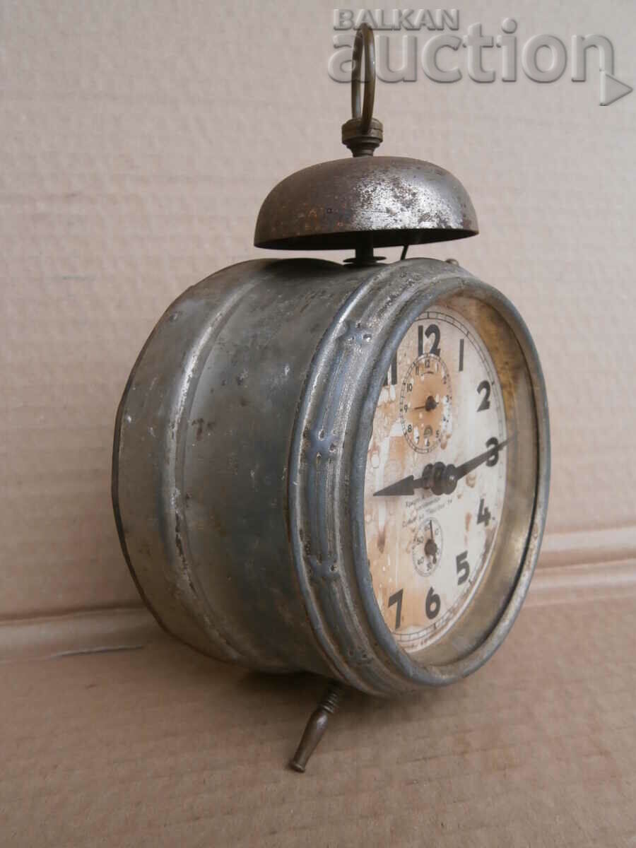 Sahatchiev Pirotska 54 ancient alarm clock HALLER with price 55.00 BGN | € 28.12 Sahatchiev Pirotska 54 ancient alarm clock HALLER with price 55.00 BGN | € 28.12