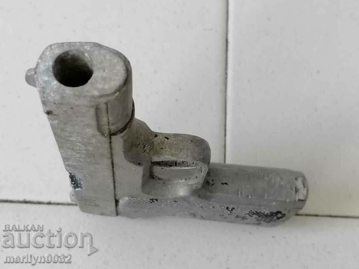 Toy assembly pistol pistol NRB - 6 Toy assembly pistol pistol NRB - 6