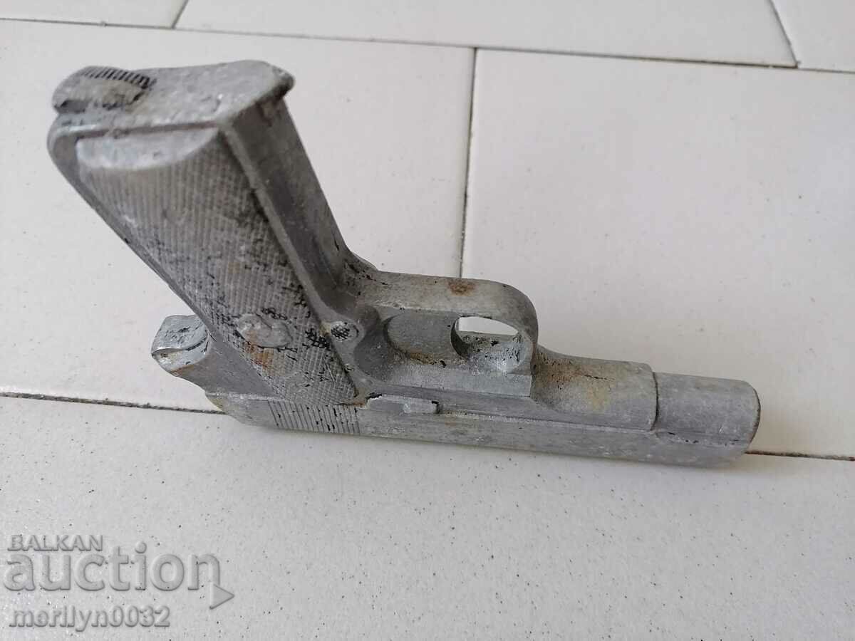 Toy assembly pistol pistol NRB - 7 Toy assembly pistol pistol NRB - 7