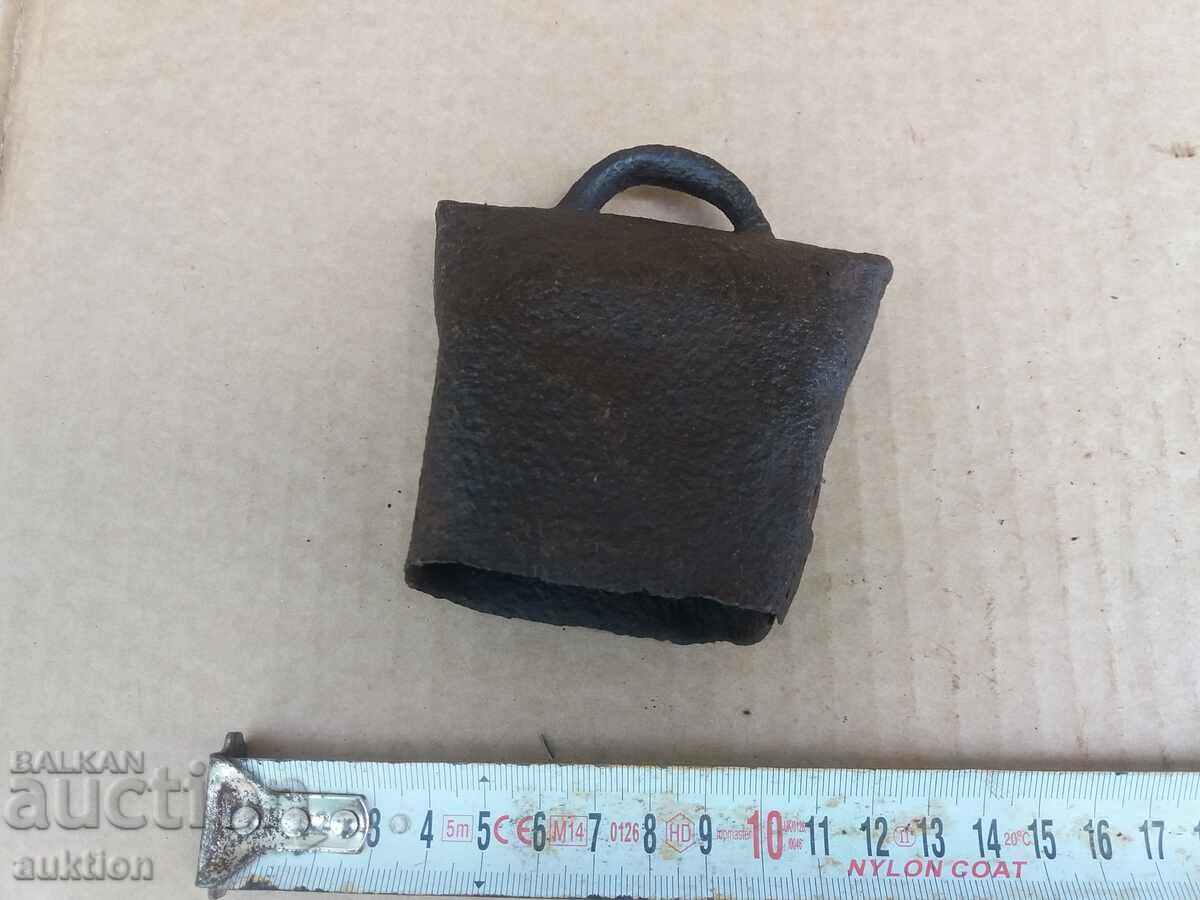 Auction WROUGHT REVIVAL COTTON, CHAN - EXCELLENT Auction WROUGHT REVIVAL COTTON, CHAN - EXCELLENT