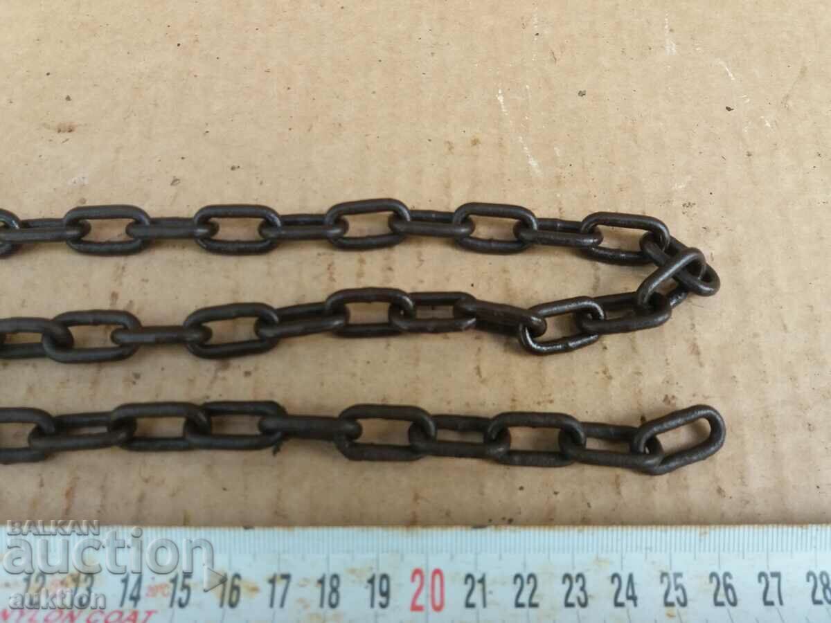 Аукцион МАСИВНО КОВАНО СИНДЖИРЧЕ ЗА ЗАКЛЮЧВАНЕ НА ПОРТИ 80 СМ. Аукцион МАСИВНО КОВАНО СИНДЖИРЧЕ ЗА ЗАКЛЮЧВАНЕ НА ПОРТИ 80 СМ.