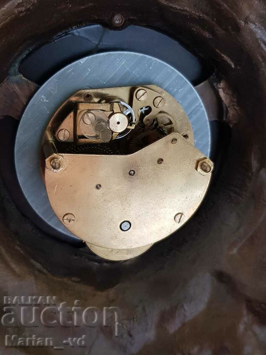 Delivery of Massive bronze mechanical French watch Delivery of Massive bronze mechanical French watch