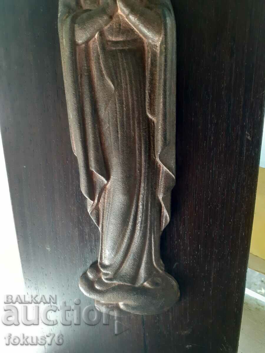 Auction Virgin Mary panel of cast iron statue icon statuette massive Auction Virgin Mary panel of cast iron statue icon statuette massive