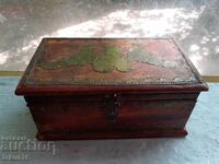 ANTIQUE WOODEN BOX WITH BRASS FITTINGS
