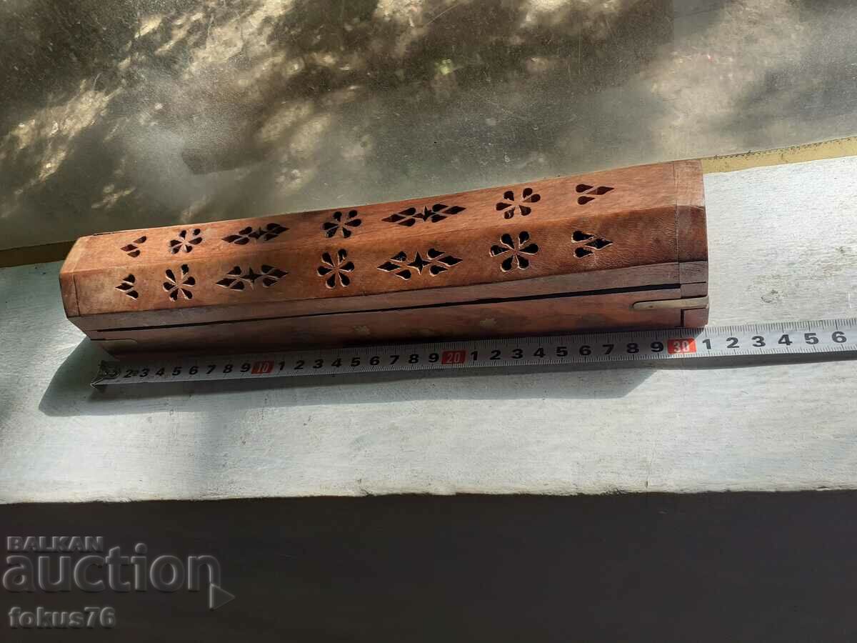 Доставка на Стара дървена кутия - ароматизатор Доставка на Стара дървена кутия - ароматизатор