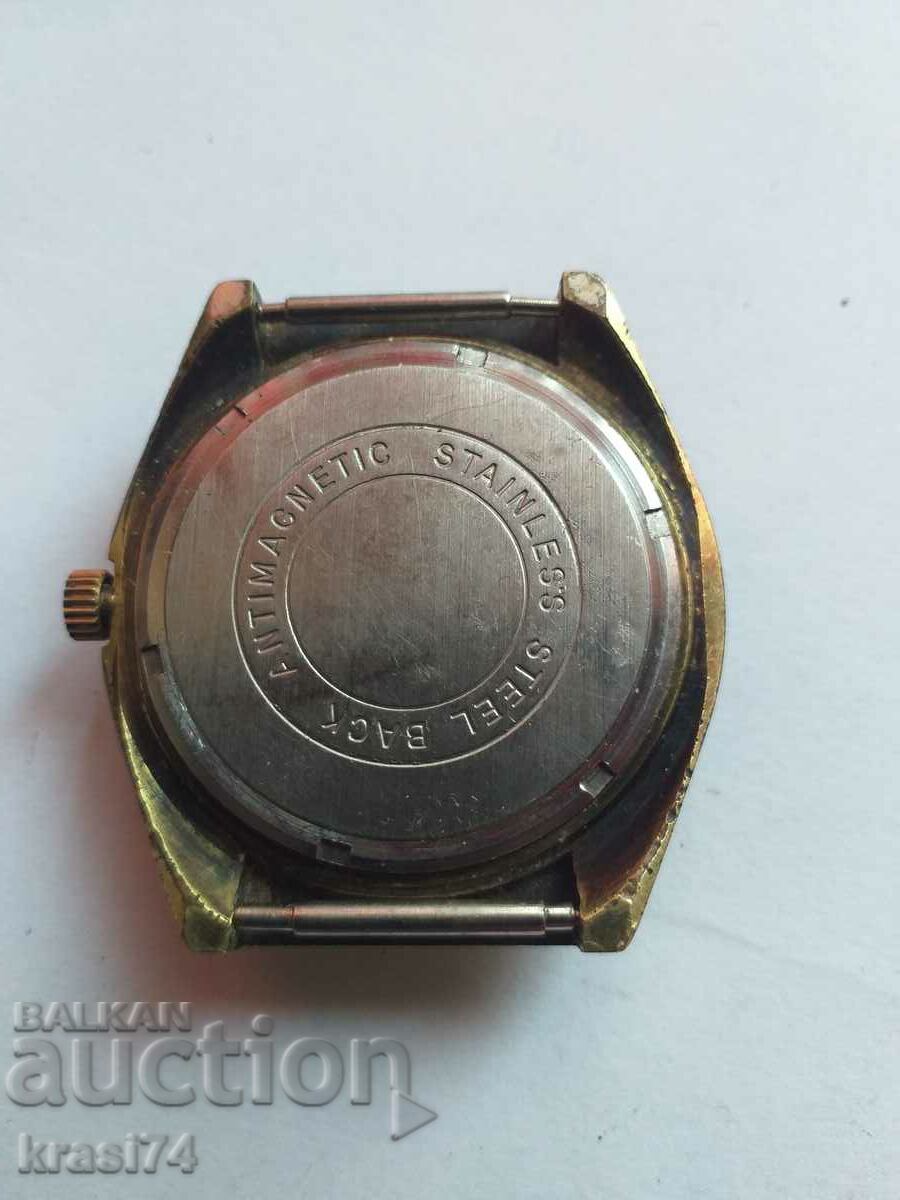 Gold plated watch with price 35.00 BGN | € 17.90 Gold plated watch with price 35.00 BGN | € 17.90