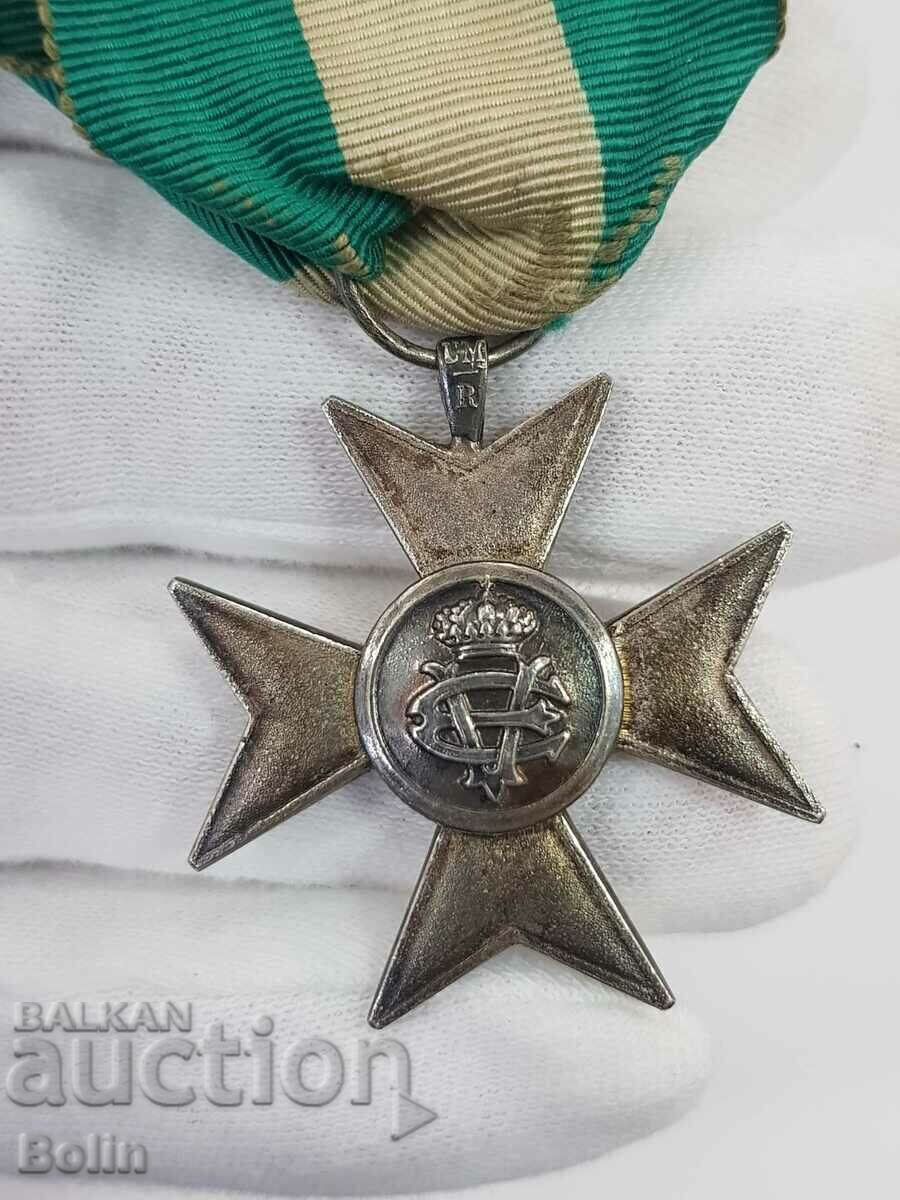 Victor Emanuel Collection Silver Cross Medal - 5 Victor Emanuel Collection Silver Cross Medal - 5