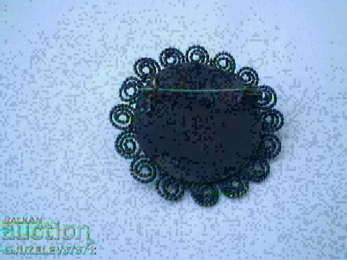 филигранна Антикварна брошка с цена 45.00 лв. | € 23.01 филигранна Антикварна брошка с цена 45.00 лв. | € 23.01