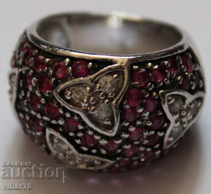 Масивен сребърен пръстен обсипан с натурални рубини и циркон