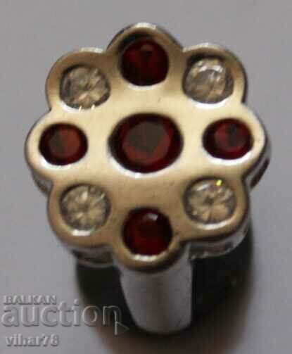 inel de argint cu preț 79.99 BGN | € 40.90 inel de argint cu preț 79.99 BGN | € 40.90