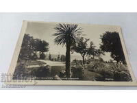 Пощенска картичка Варна Изгледъ отъ Морската градина 1946