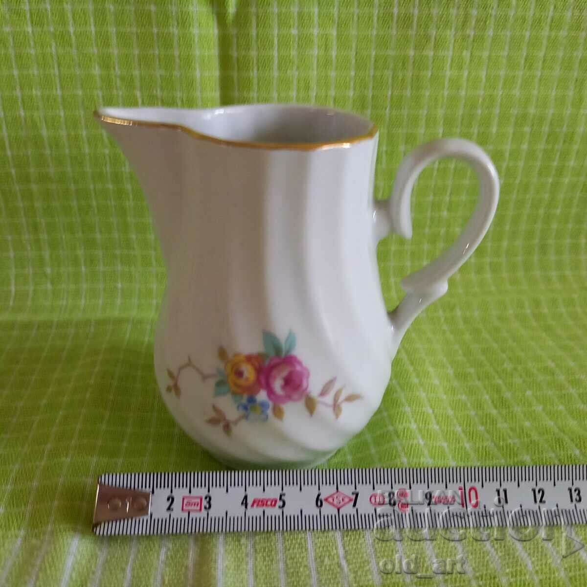 Auction Porcelain - Milk jug Auction Porcelain - Milk jug
