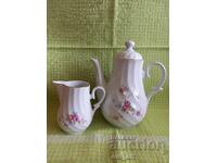 Πορσελάνη - Τσαγιέρα και γαλατιέρα