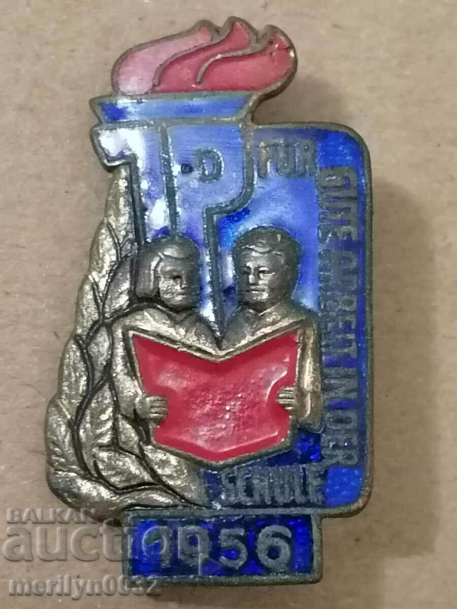 Enamel badge DDR medal badge