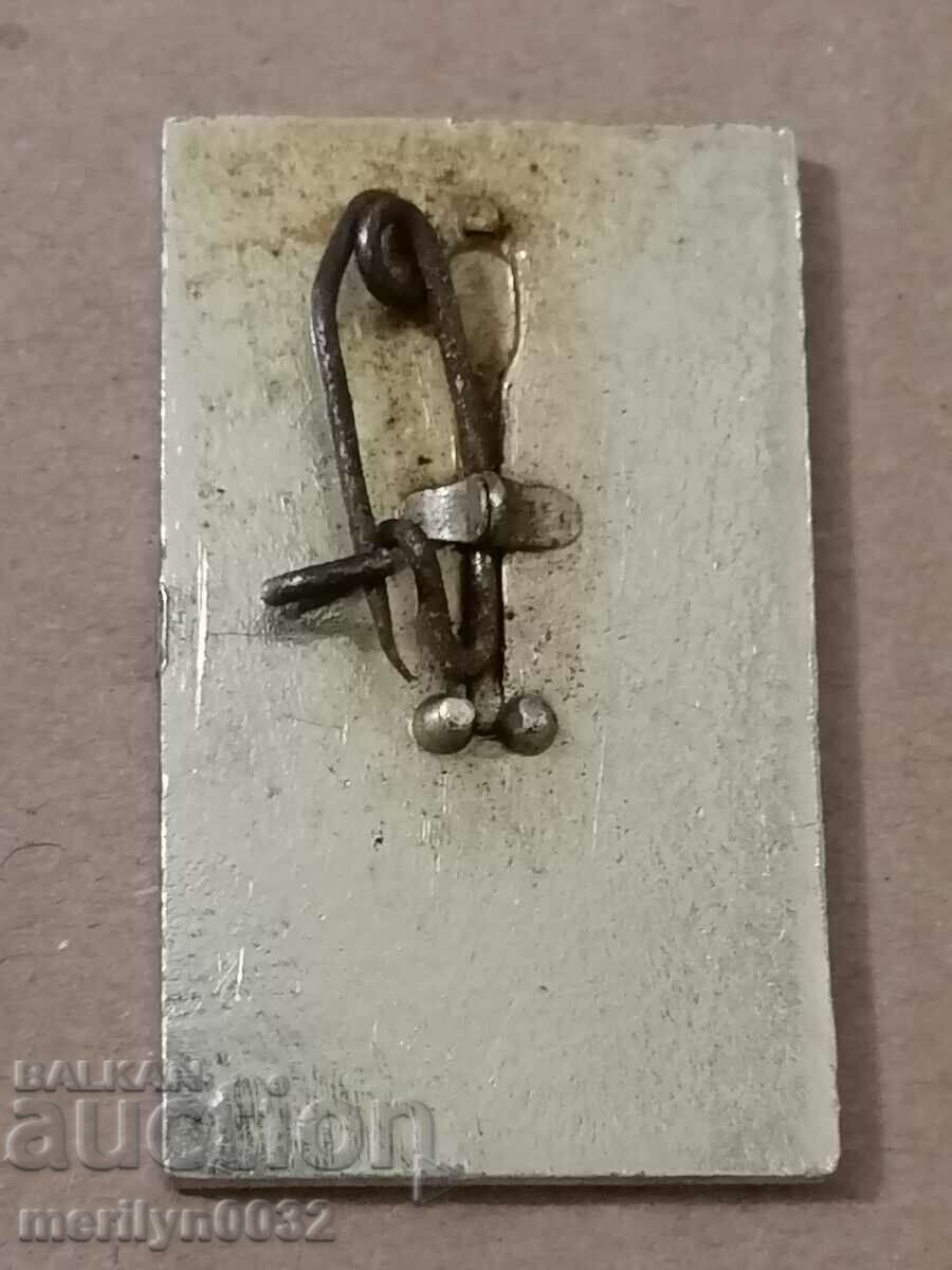 Delivery of Enamel badge DDR medal badge Delivery of Enamel badge DDR medal badge