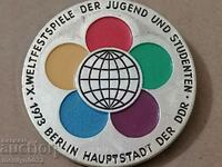 Insigna cu medalie al pieptarului DDR