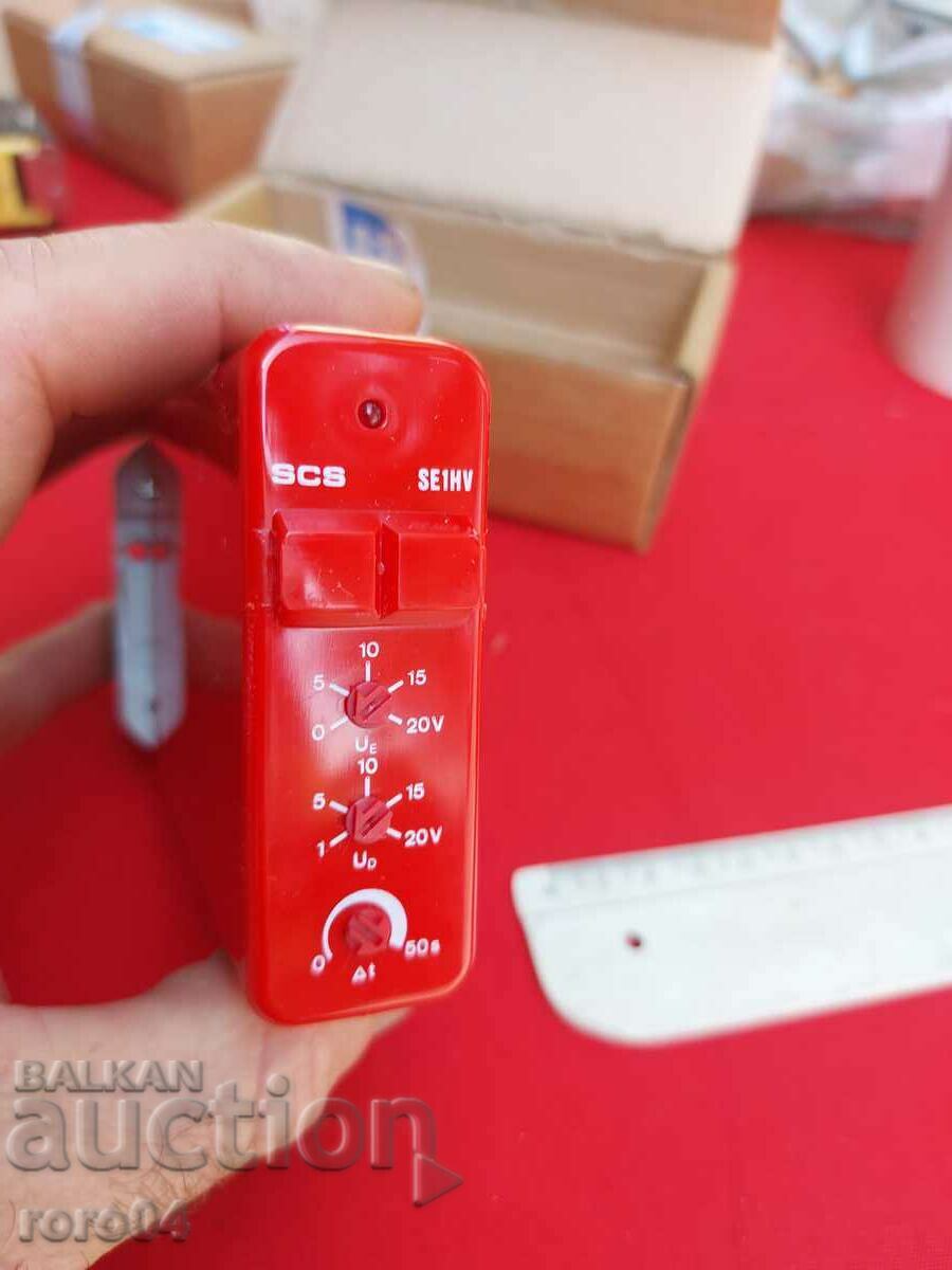 Delivery of THERMOSTAT - NEW Delivery of THERMOSTAT - NEW