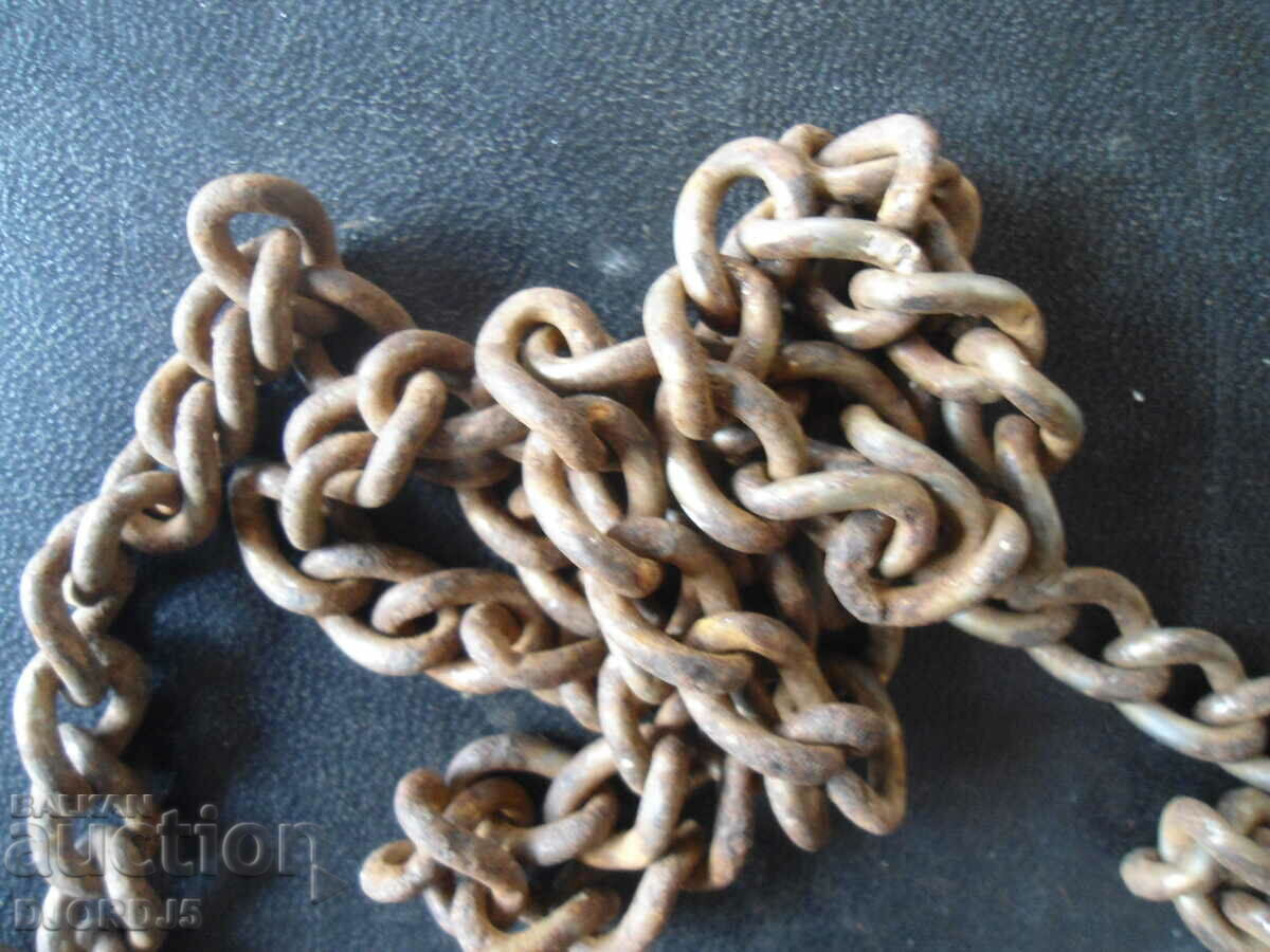 Old little chain, chain with price 3.00 BGN | € 1.53 Old little chain, chain with price 3.00 BGN | € 1.53