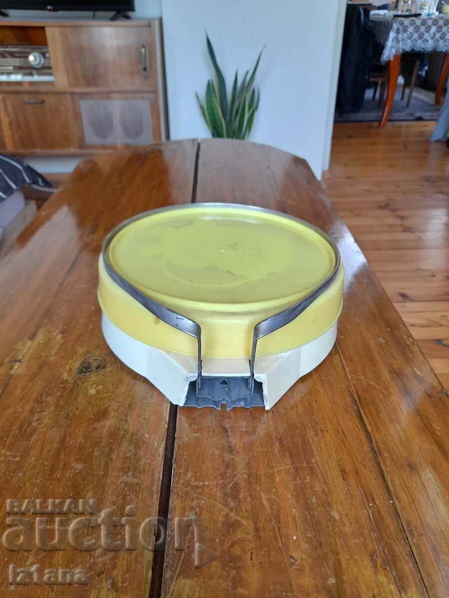 Old scale solidus with price 25.00 BGN | € 12.78 Old scale solidus with price 25.00 BGN | € 12.78