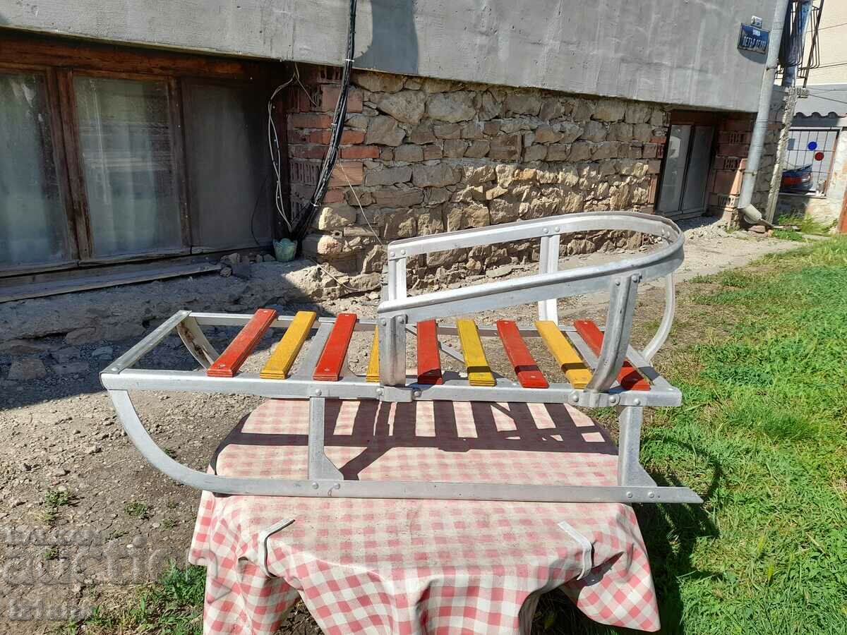 Auction Old sleigh Auction Old sleigh