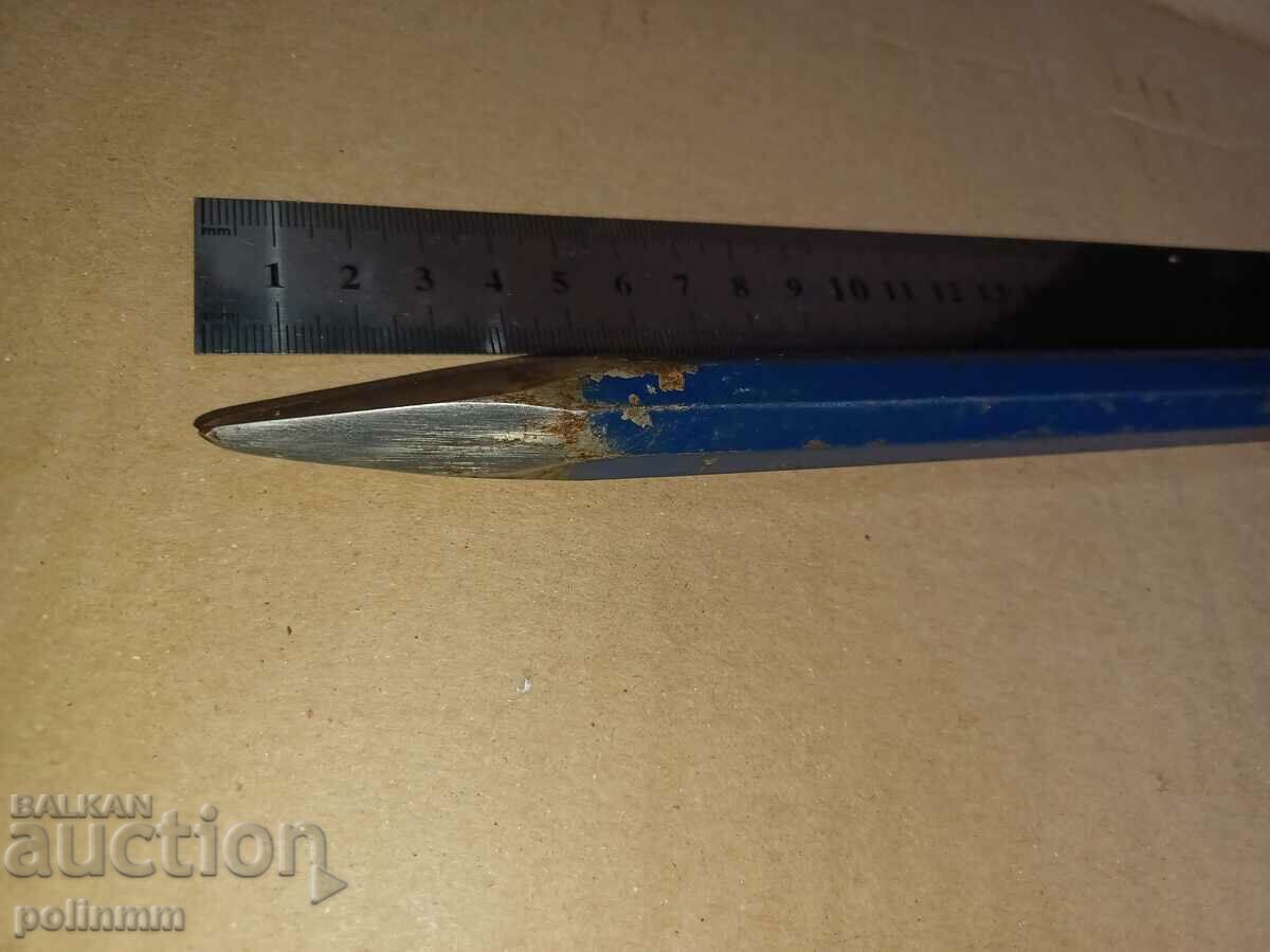 An old German breakthrough with price 15.00 BGN | € 7.67 An old German breakthrough with price 15.00 BGN | € 7.67