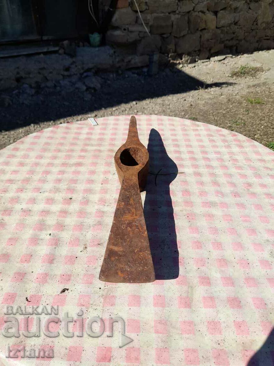 Old pickaxe, kazma with price 30.00 BGN | € 15.34