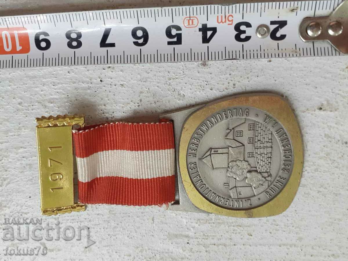 Auction Old medal Auction Old medal