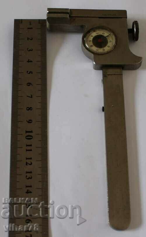 Auction Old caliper with indicator Auction Old caliper with indicator