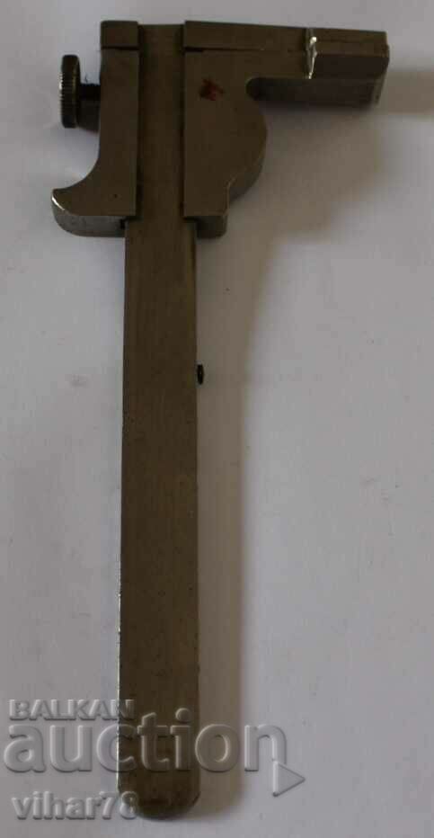 Delivery of Old caliper with indicator Delivery of Old caliper with indicator