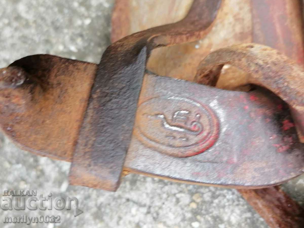 Hand-forged hair for cutting Austria-Hungary wrought iron with price 65.00 BGN | € 33.23 Hand-forged hair for cutting Austria-Hungary wrought iron with price 65.00 BGN | € 33.23