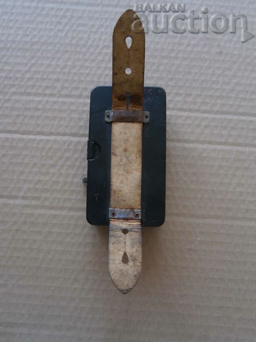 Delivery of Wehrmacht commander's flashlight Pertrix No.679L flashlight WW2 WWII Delivery of Wehrmacht commander's flashlight Pertrix No.679L flashlight WW2 WWII