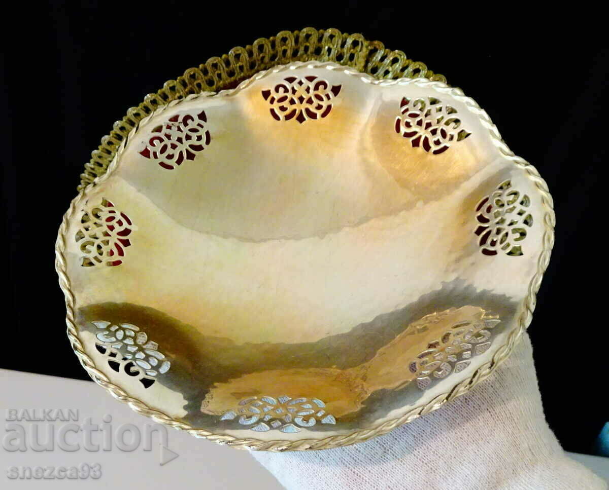 Auction Silver-plated Quist fruit bowl, marked. Auction Silver-plated Quist fruit bowl, marked.
