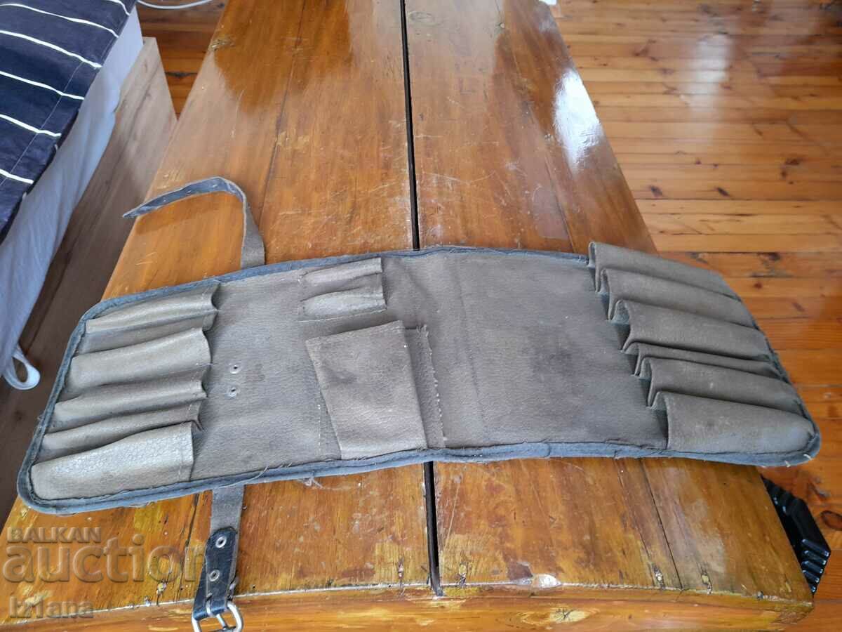 Auction Old car tool bag Auction Old car tool bag