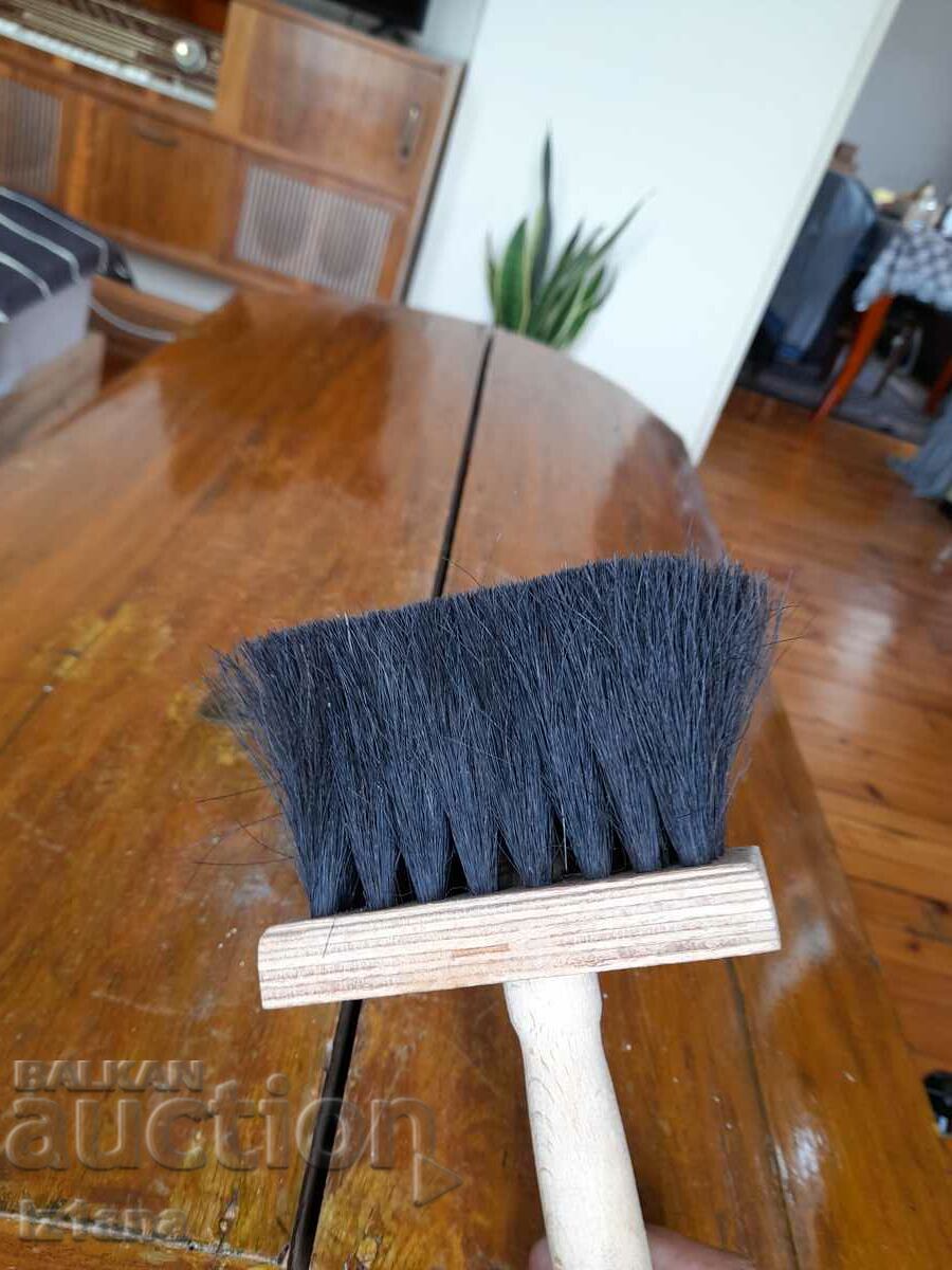 Delivery of Old brush, badanarka Delivery of Old brush, badanarka