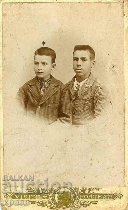 OLD PHOTOGRAPHY - CARDBOARD - M0708